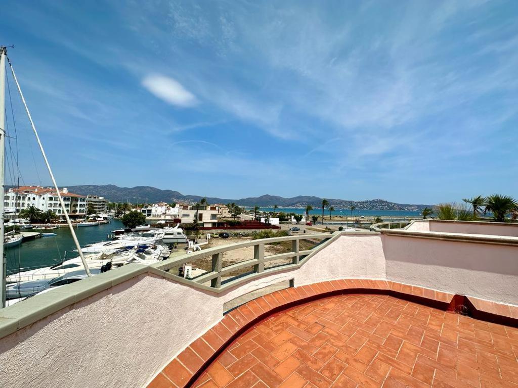 Villa Cargols De Mar Ampuriabrava Exterior foto